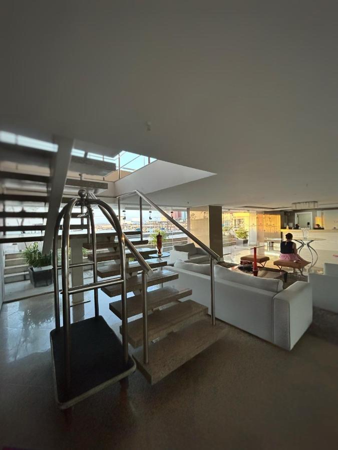 Flat Novo Beira-Mar Fortaleza - Yacht Coast Mucuripe Apartment Luaran gambar